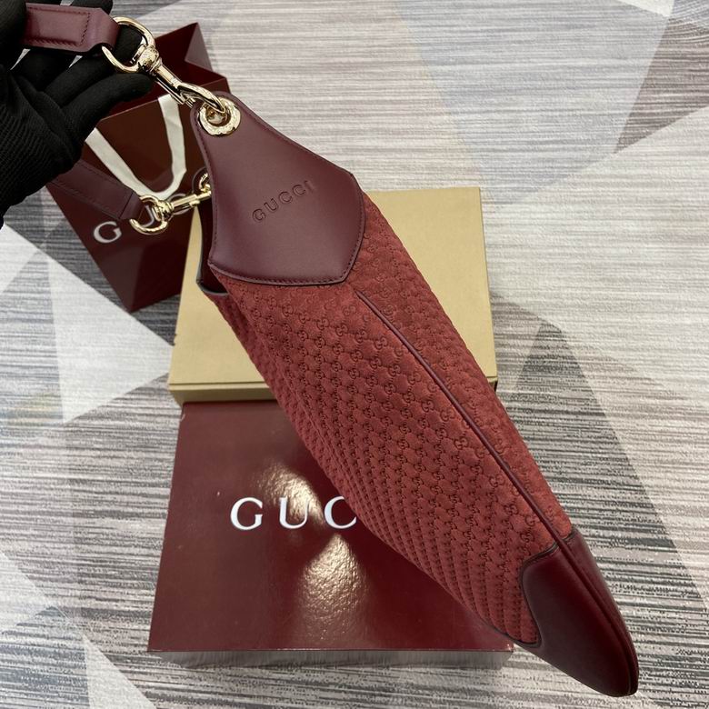 815924 49X46X4cm MP 4