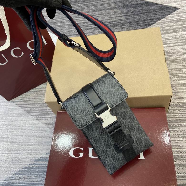 816954 11X18X4cm MP 3