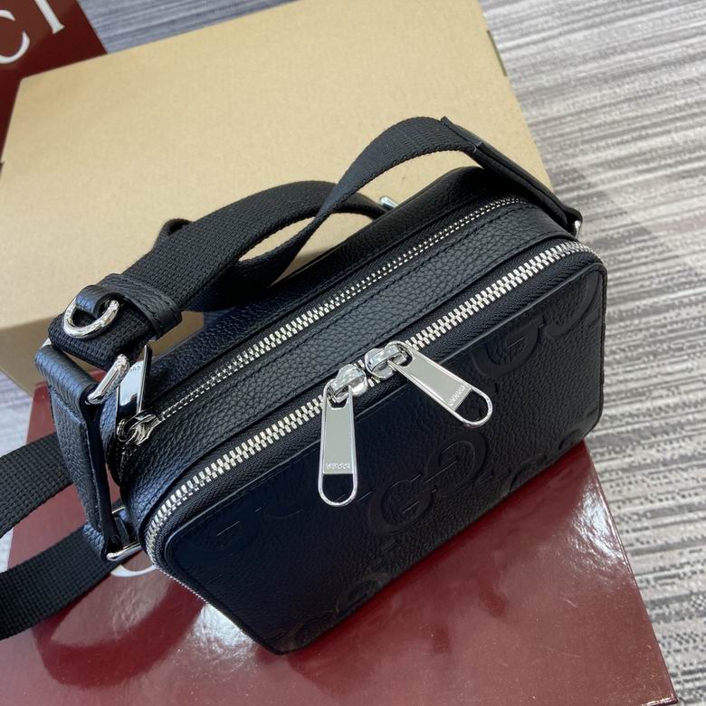 816958 26X17X9cm MP 3