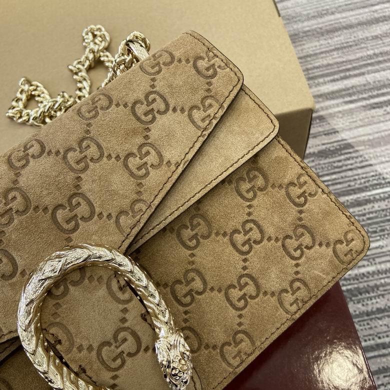 818145 27.5X16X8cm MP 10