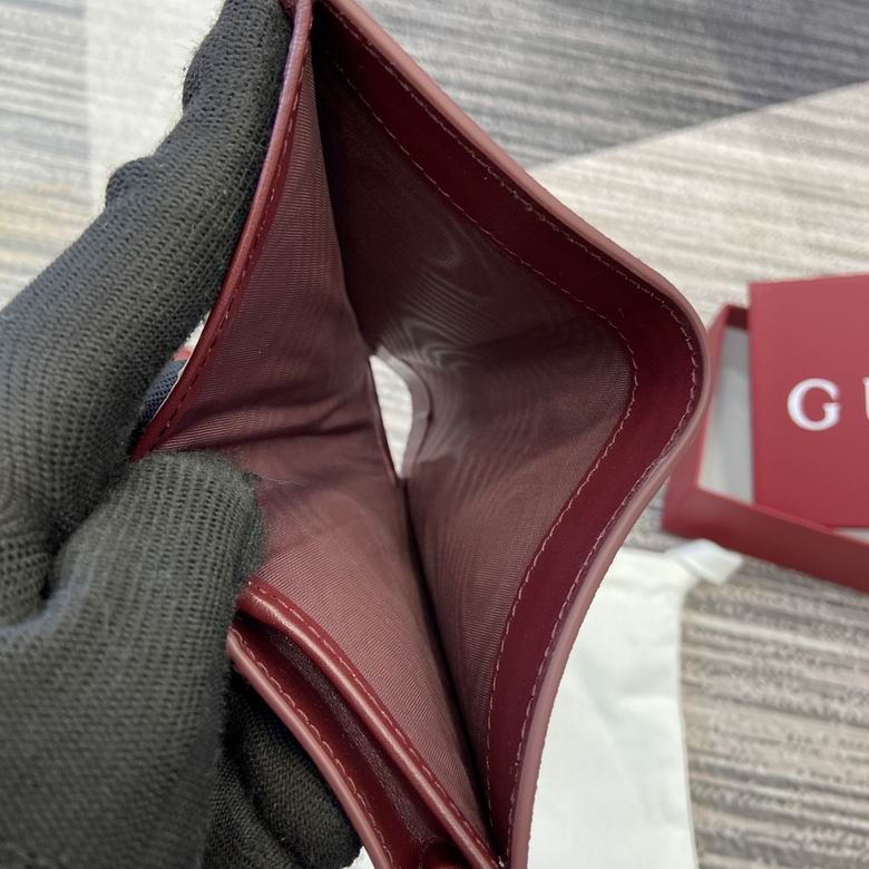 818767 11X8.5X3cm MP 8