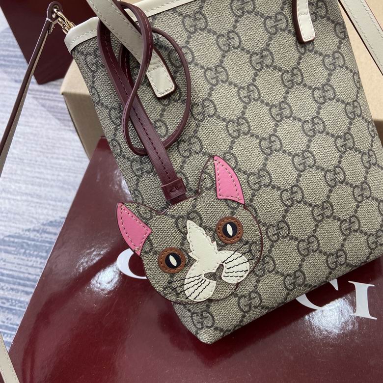 831899 20X15X5cm MP 4色 16