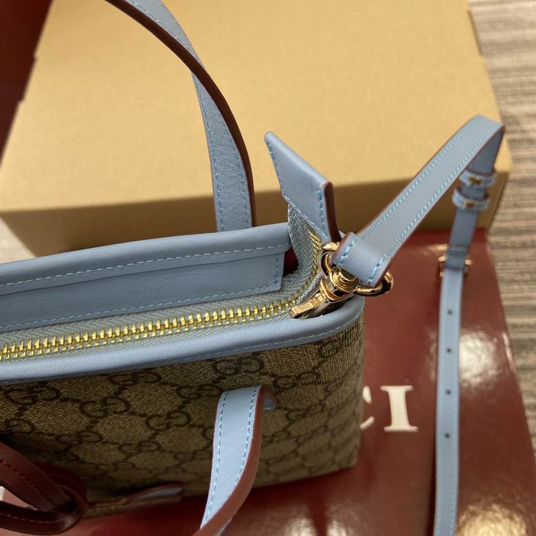 831899 20X15X5cm MP 4色 30