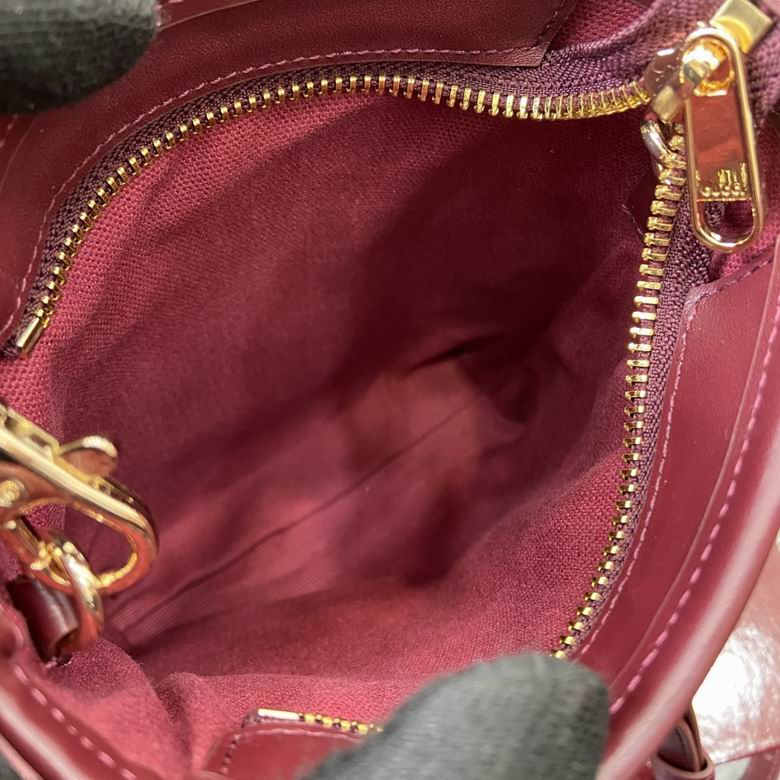 831899 20X15X5cm MP 4色 8