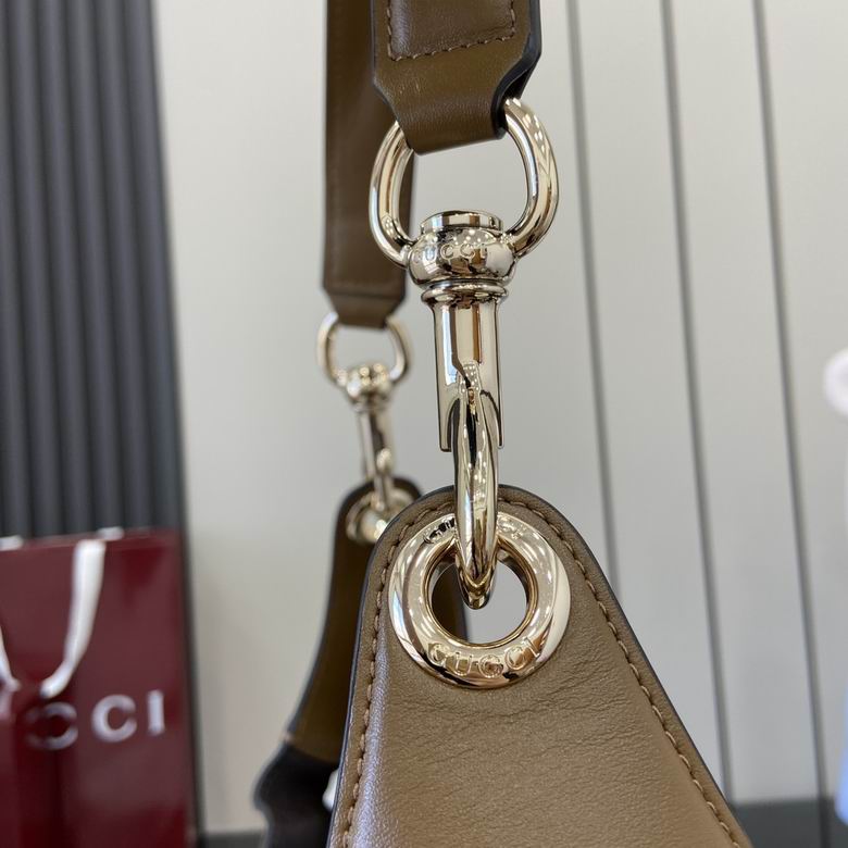 Body 815924 49X46X4cm YG 3色 12