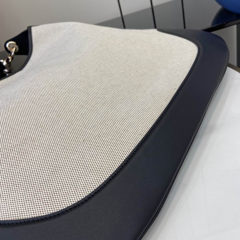 Body 820169 49X46X4cm YG 5色 24