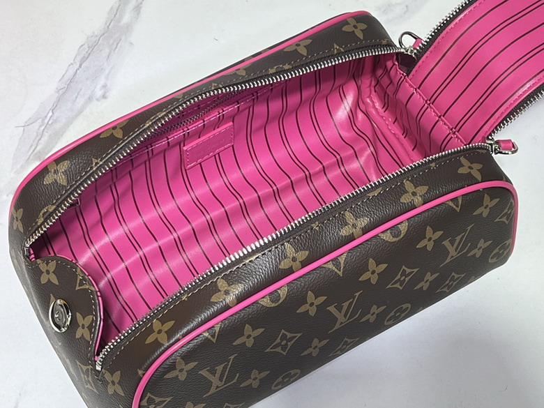 Dopp Kit M11482 28x15x16 5cm ss1_7