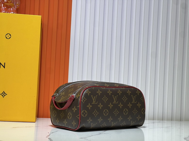 Dopp Kit M11482 28x15x16 5cm ss2_2