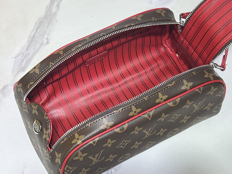 Dopp Kit M11482 28x15x16 5cm ss2_7