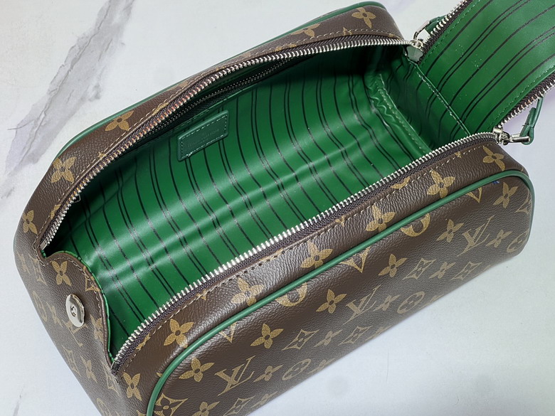 Dopp Kit M11482 28x15x16 5cm ss3_7