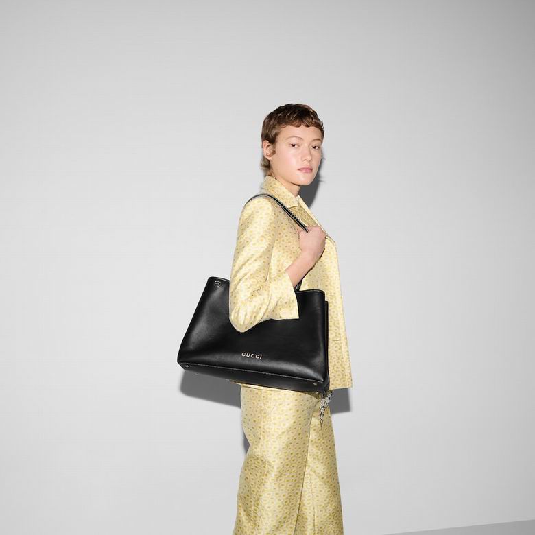 Emblem 815213 38X25X15cm MP 2