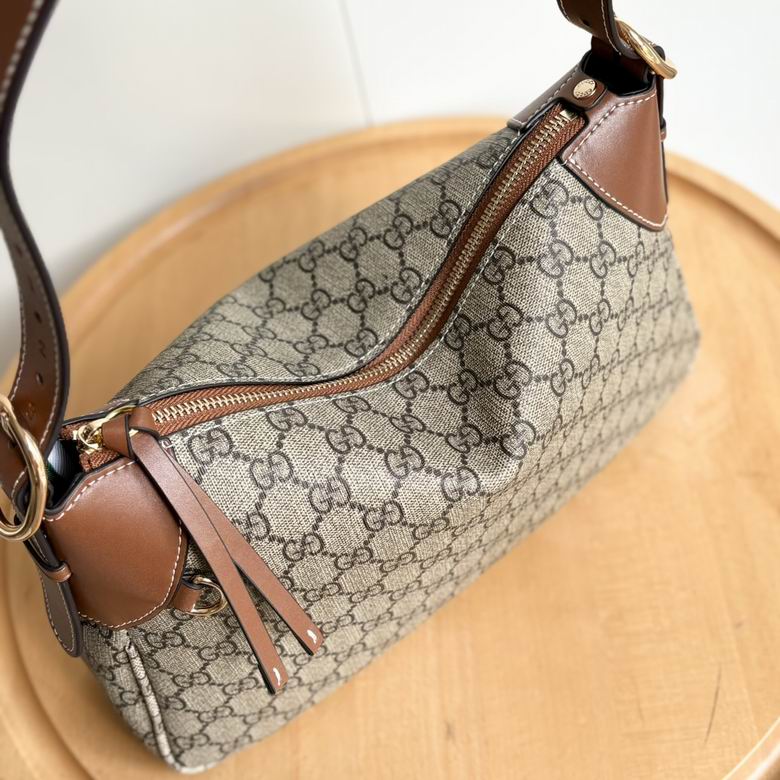 Emblem 815216 31.5X21X8cm DF 5