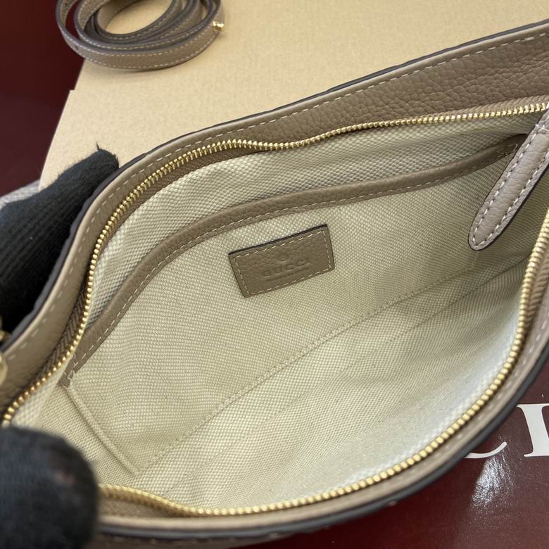 Emblem 815277 29.5X16X2cm MP 2色 18