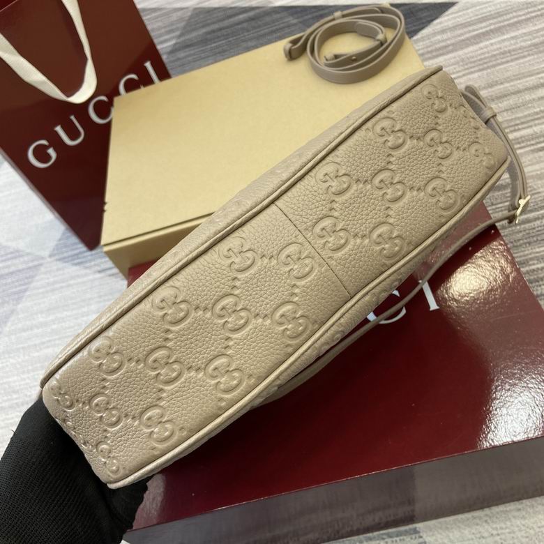 Emblem 820453 32X24X7cm MP 2色 16