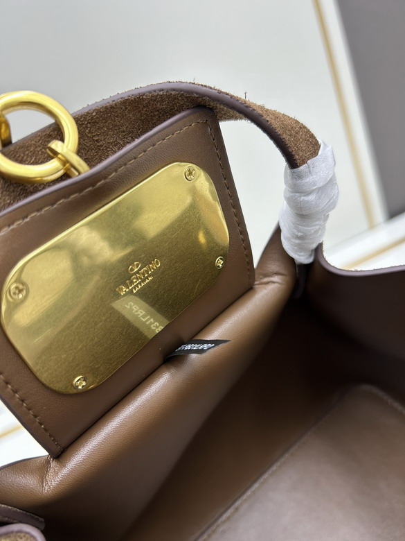 Garavani 20255 31x25x15cm jj1_7