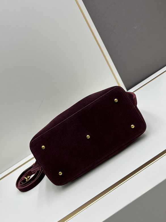 Garavani 20255 31x25x15cm jj2_3