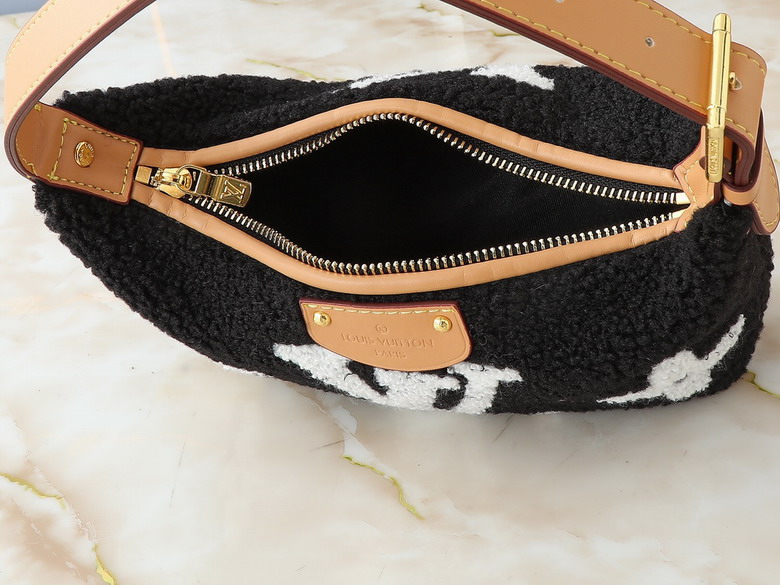 Hills Pochette M11920 18 5x11x6 5cm ss_9