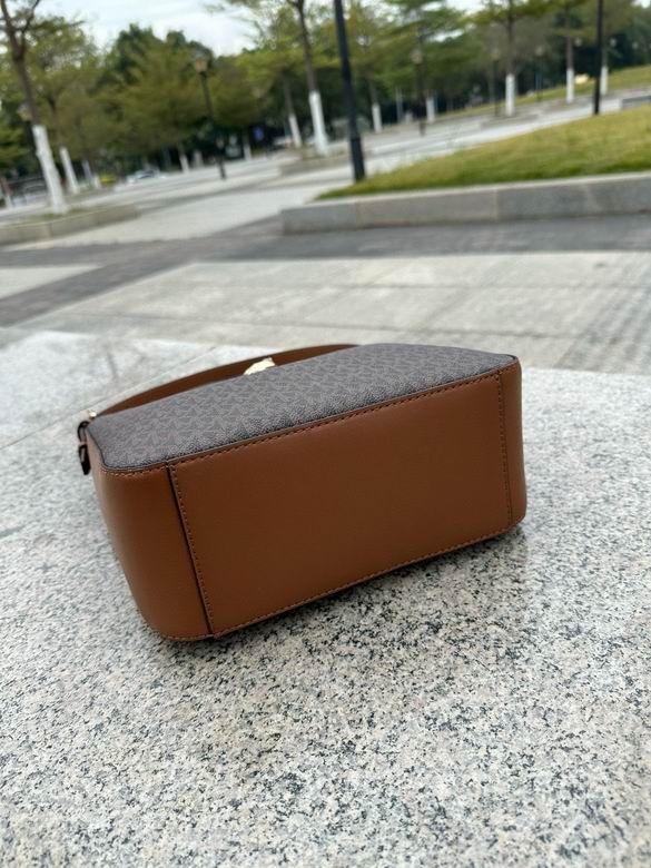 LYRA 24X24X10cm 122701 EY 5色 3