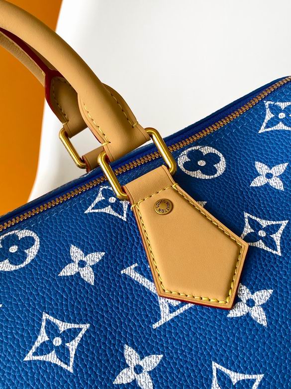 M11597 40X26X23cm WP 6