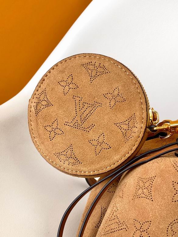 M11839 19X22X14cm YG 4