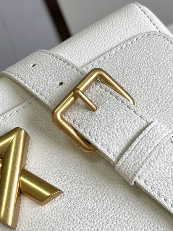 M24639 27X19X9cm YG 6