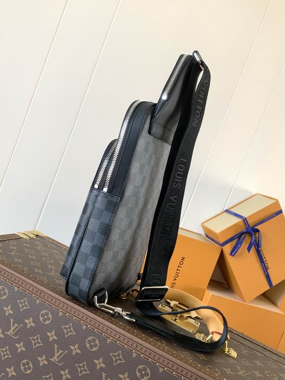 M45302 20X31X7cm YG 1