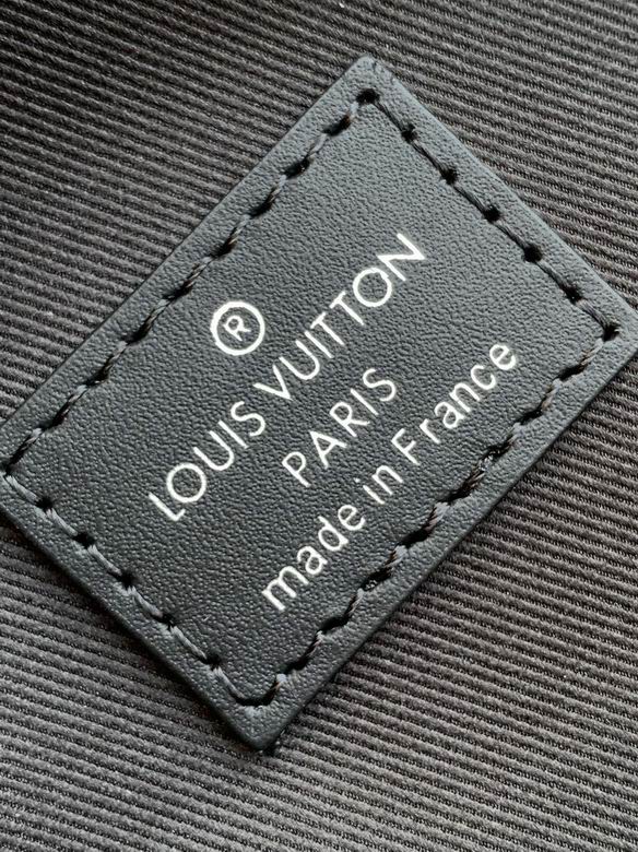 M45302 20X31X7cm YG 8