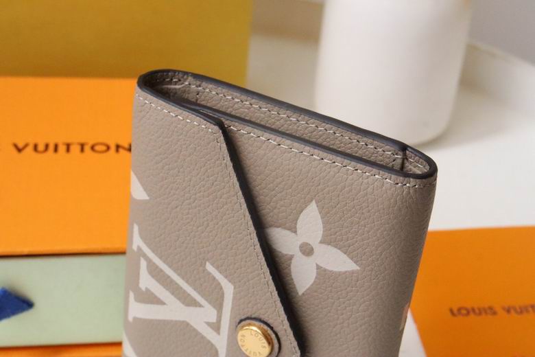 M81861 12X9.5X1.5cm YG 4