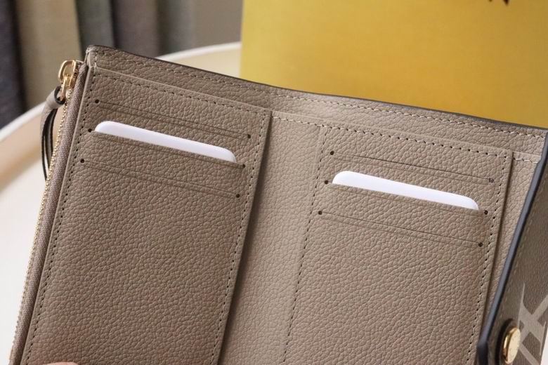 M81861 12X9.5X1.5cm YG 7