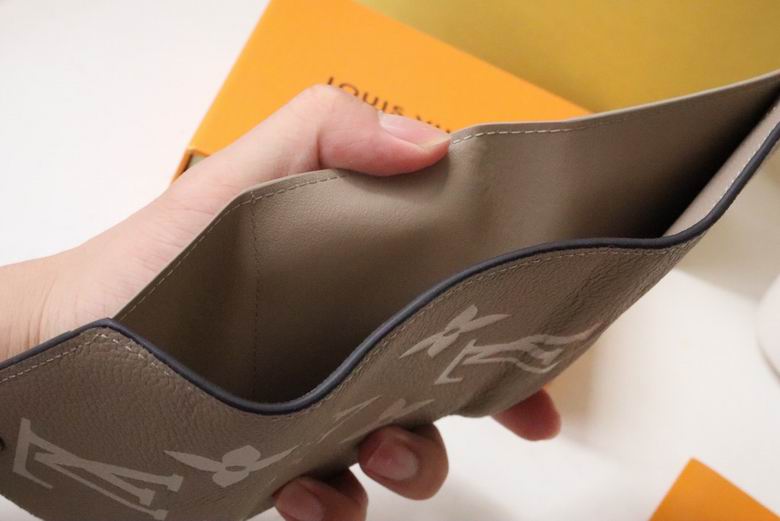 M81861 12X9.5X1.5cm YG 8