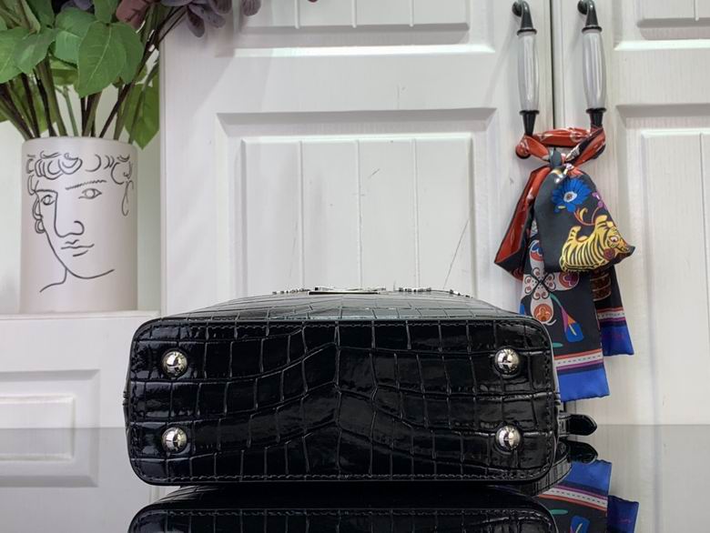 M94227 21X14X8cm YG 3