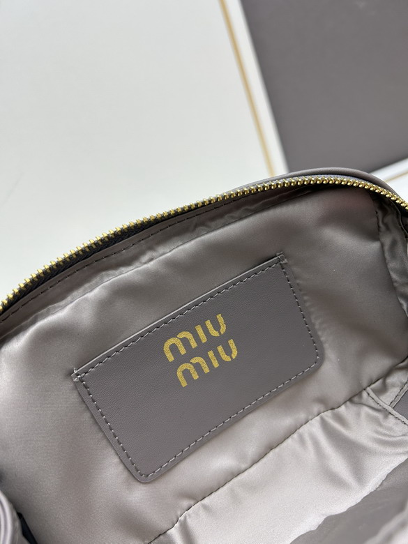 Miu 7036 19 5x10 5x4 5cm jj1_8