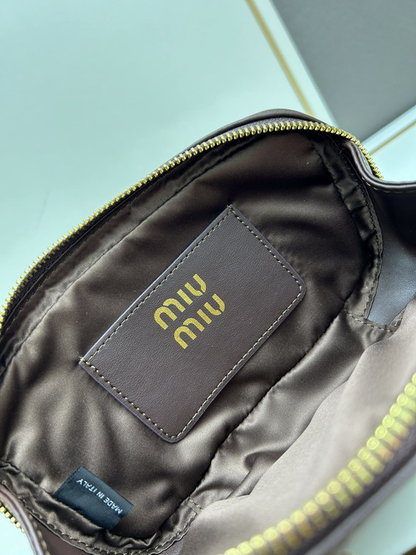 Miu 7036 19 5x10 5x4 5cm jj3_8