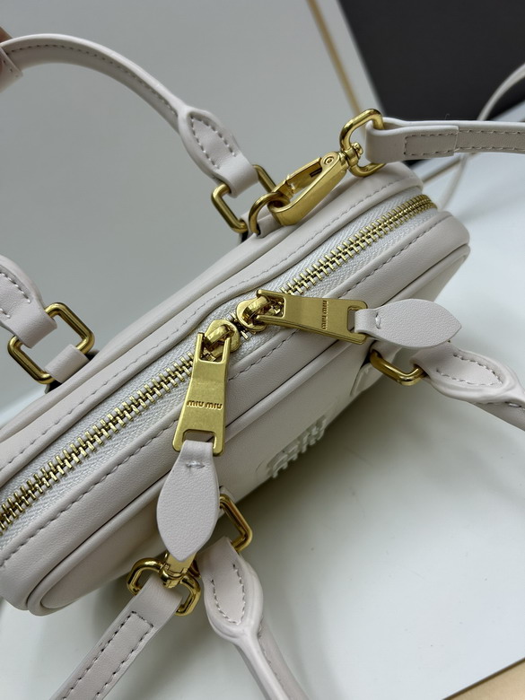 Miu 7036 19 5x10 5x4 5cm jj4_6