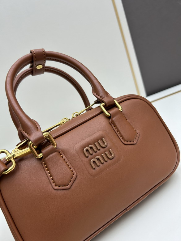 Miu 7036 19 5x10 5x4 5cm jj5_4