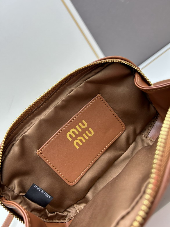 Miu 7036 19 5x10 5x4 5cm jj5_8