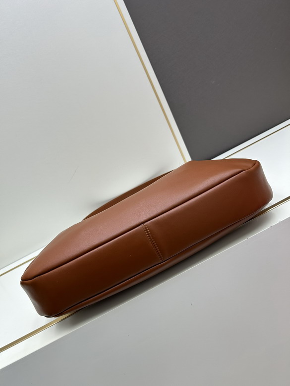 Miu C7006 44x31 5x7cm jj1_4