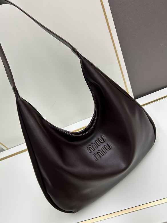 Miu C7006 44x31 5x7cm jj2_2