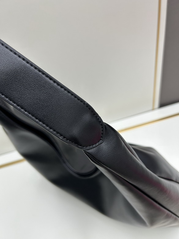 Miu C7006 44x31 5x7cm jj_6