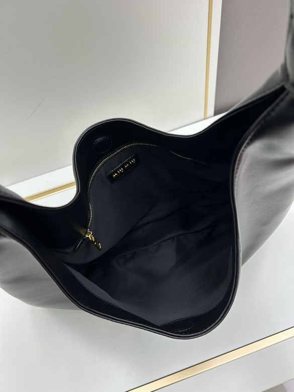 Miu C7006 44x31 5x7cm jj_8