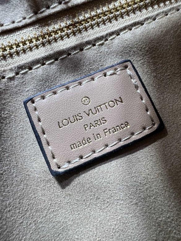 On M44571 25x11x19cm ss2_9