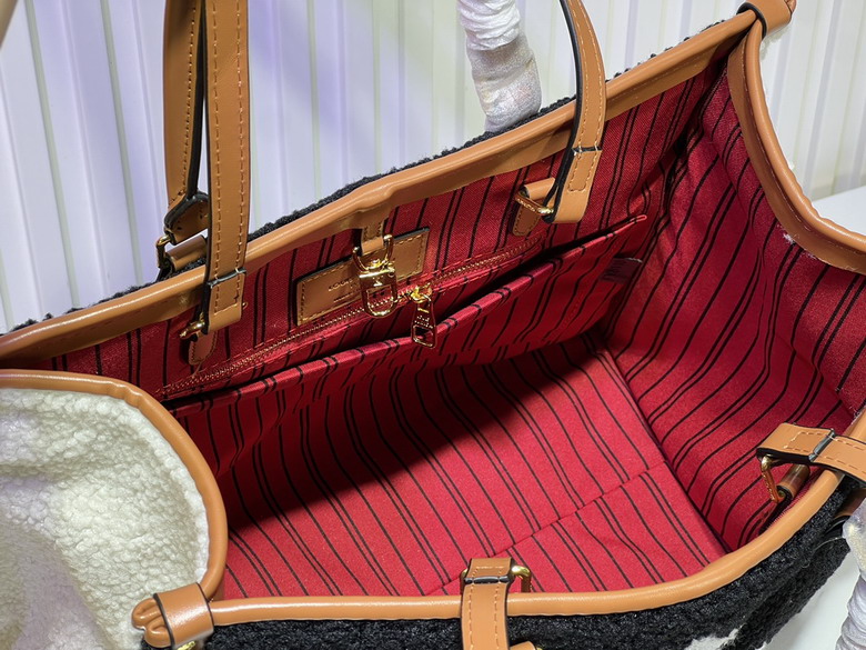 On M45039 33x27x14cm ss1_8