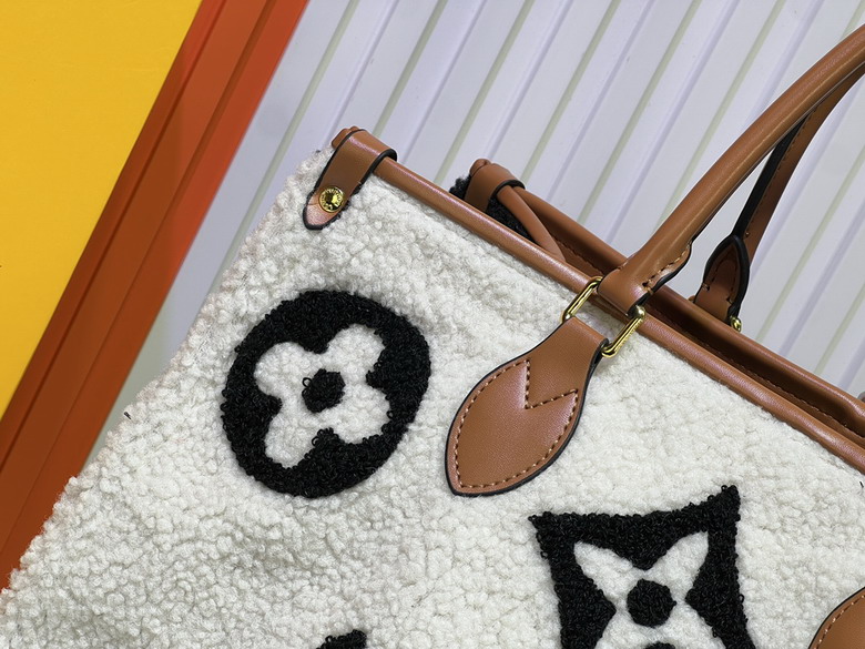 On M45039 33x27x14cm ss_4