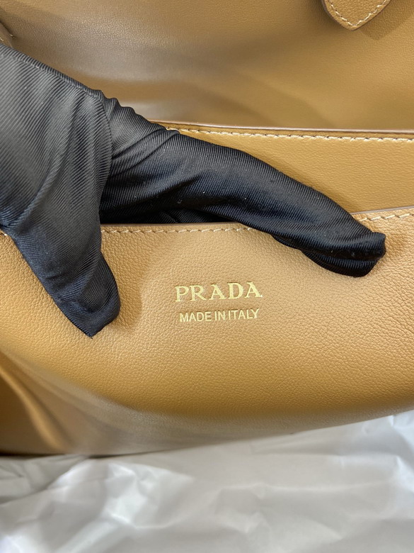 Prada 1BG126 48x34x18cm AP1_9