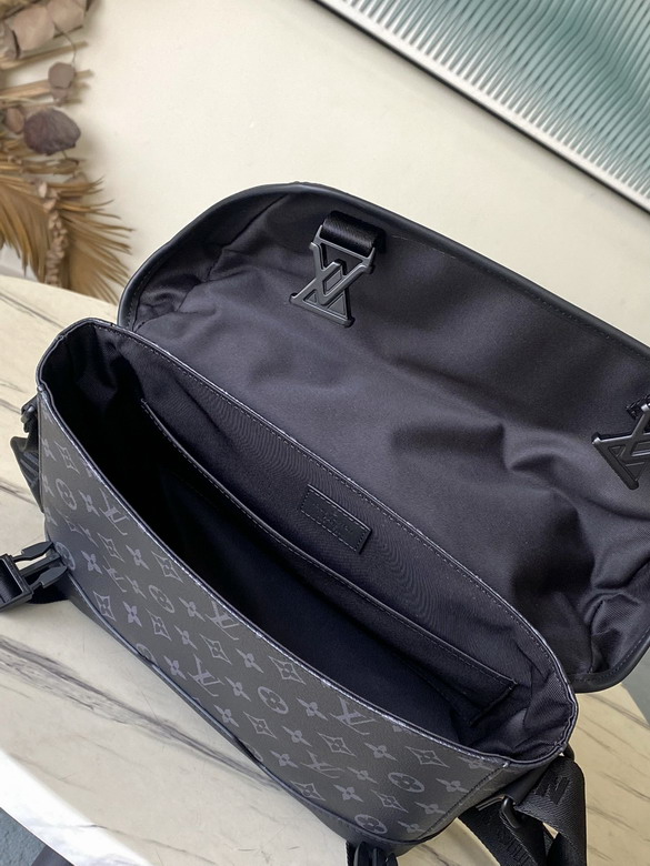 Voyager jm M12517 33x22 5x11cm gf_8