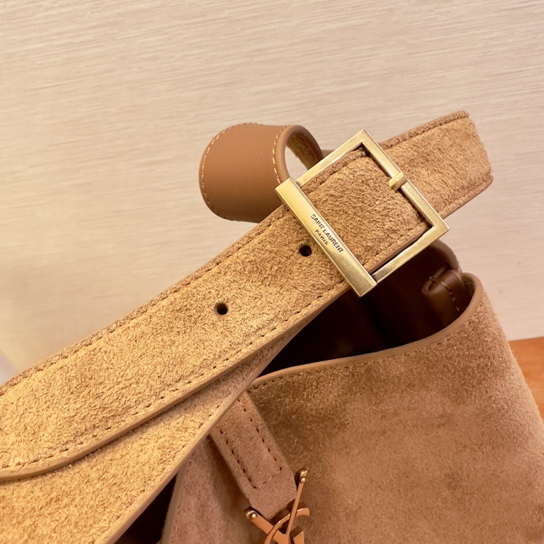 YSL 713938 22x22x10cm 8D_7