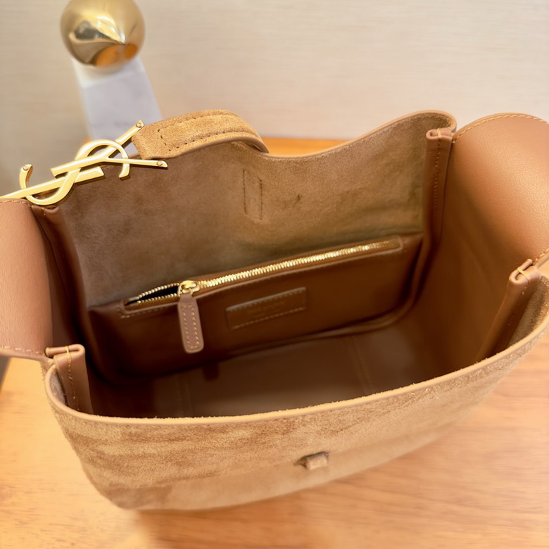 YSL 713938 22x22x10cm 8D_9