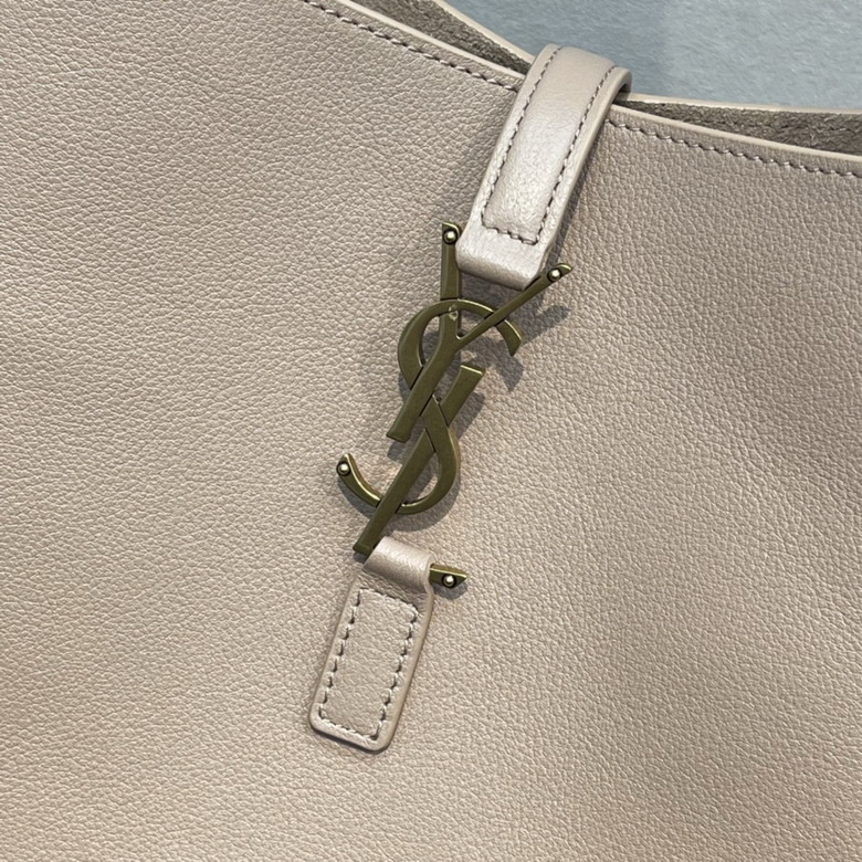 YSL 713938 23x22x8 5cm 8D3_2