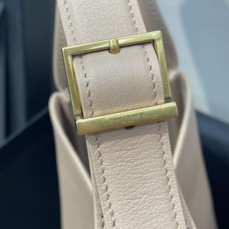 YSL 713938 23x22x8 5cm 8D3_4