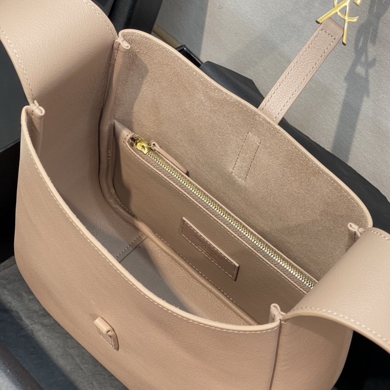 YSL 713938 23x22x8 5cm 8D3_9